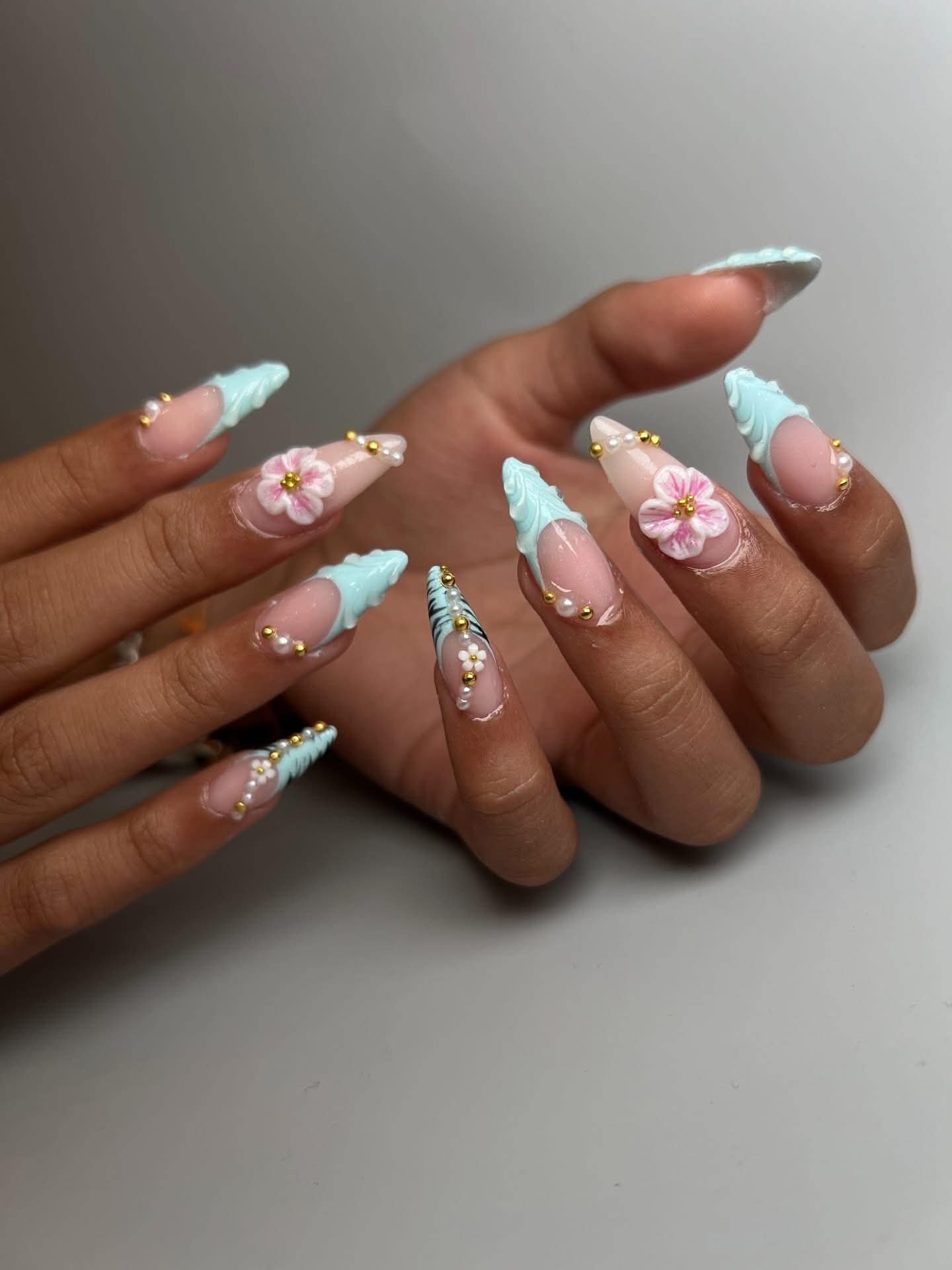 Spooky Spiderweb Nails