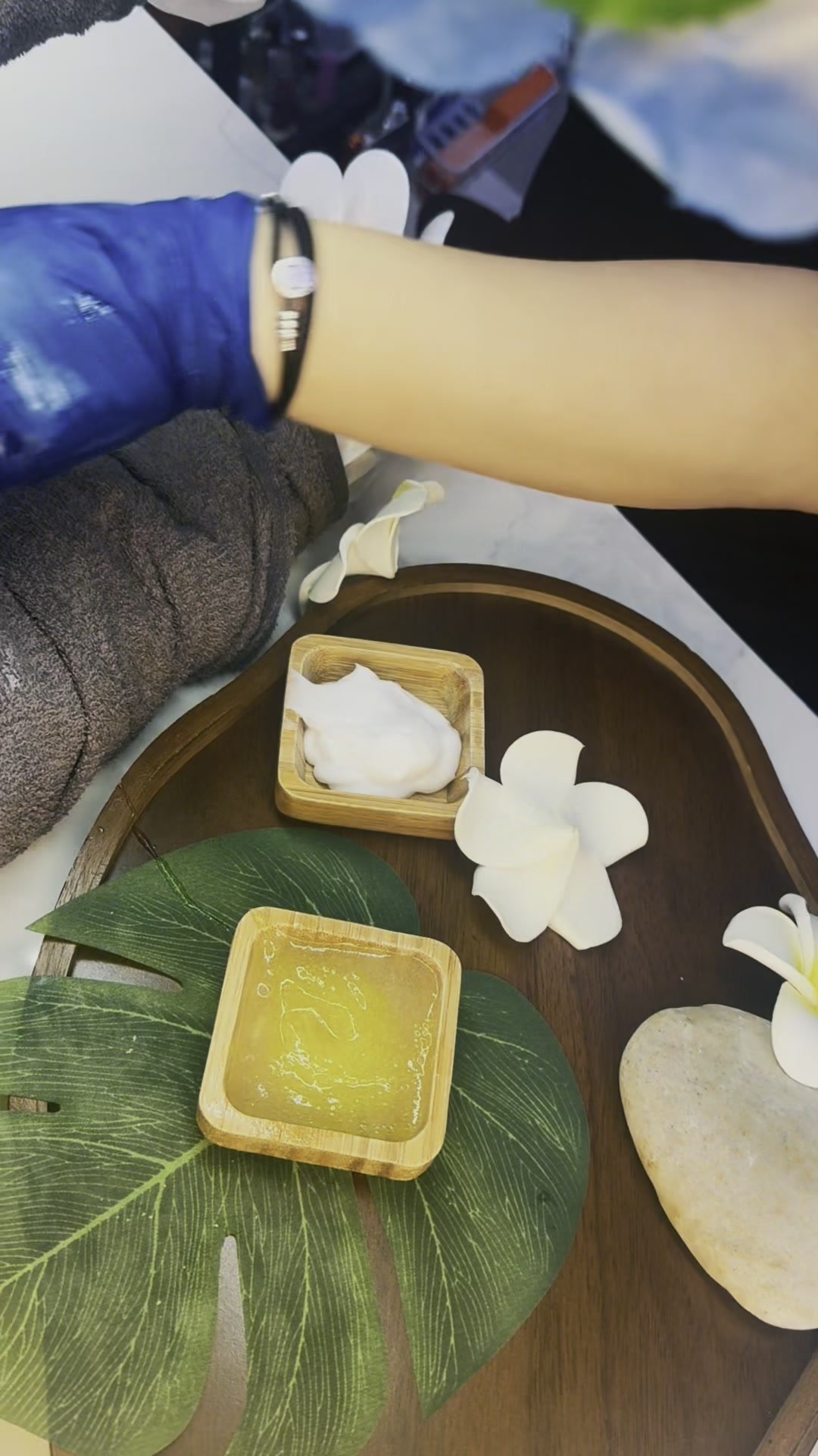 Spa pedicure tray with flowers